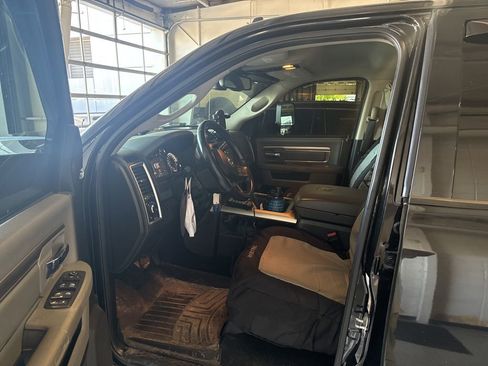 Used 2016 RAM 2500 Big Horn w/ Black Appearance Group AWD/4WD image 5
