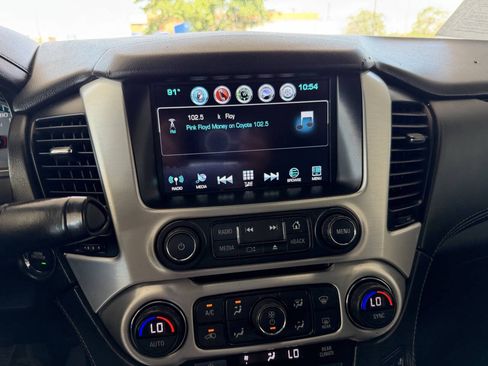 Used 2019 GMC Yukon XL SLT w/ Open Road Package AWD/4WD image 9