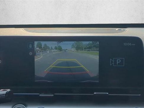 Used 2025 Hyundai Kona SEL FWD image 19