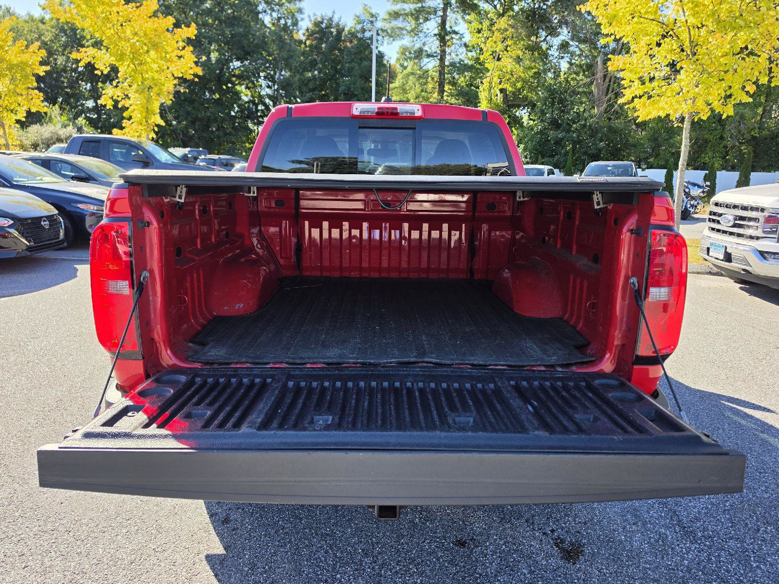 Used 2016 Chevrolet Colorado Z71 AWD/4WD image 7