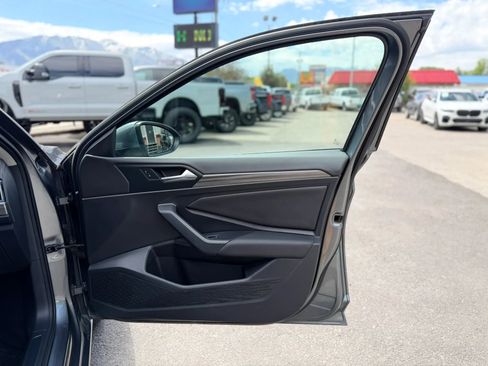 Used 2021 Volkswagen Jetta SEL FWD image 11
