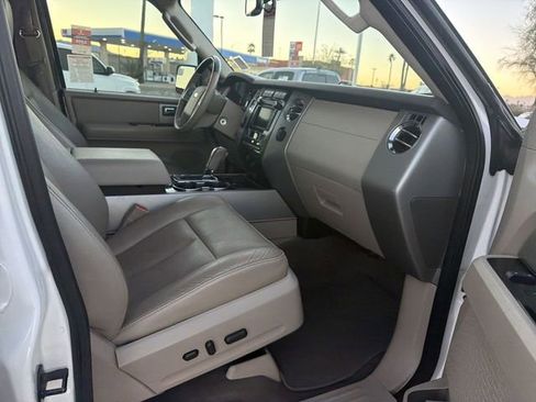 Used 2014 Ford Expedition Limited w/ Equipment Group 301A image 27