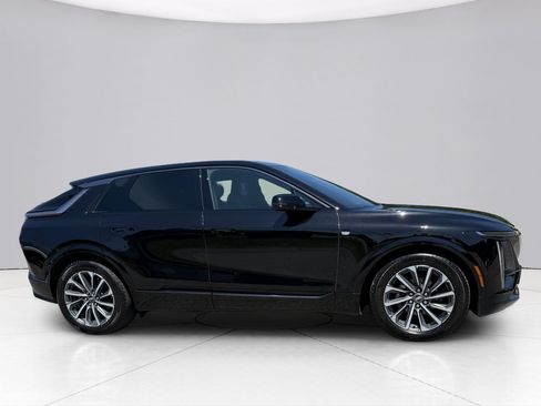 Used 2024 Cadillac Lyriq Sport AWD/4WD image 14