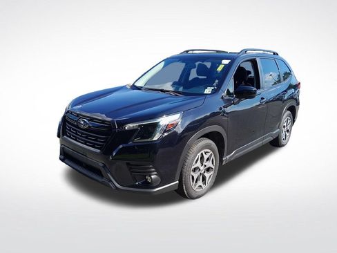 Used 2024 Subaru Forester Premium AWD/4WD image 3