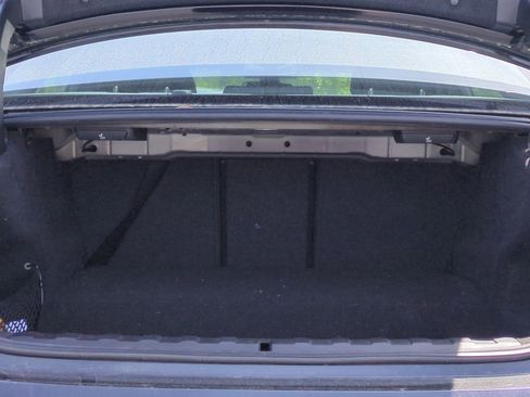 Used 2021 BMW 330e image 31