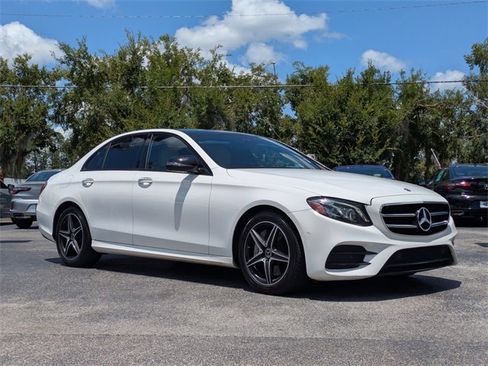 Used 2018 Mercedes-Benz E 400 4MATIC Sedan image 2