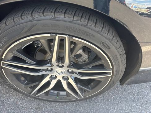 Used 2021 Honda Accord Touring image 14
