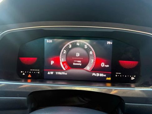 Used 2022 Volkswagen Tiguan SE R-Line image 19