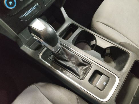 Used 2019 Ford Escape S FWD image 26