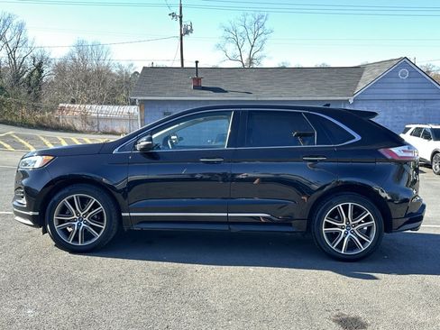 Used 2019 Ford Edge Titanium w/ Equipment Group 301A image 3