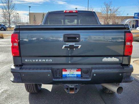 Used 2018 Chevrolet Silverado 2500 High Country w/ Duramax Plus Package image 12
