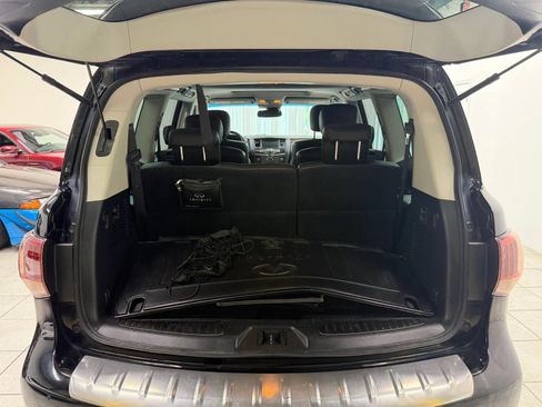 Used 2017 INFINITI QX80 4WD w/ Driver Assistance Package image 18