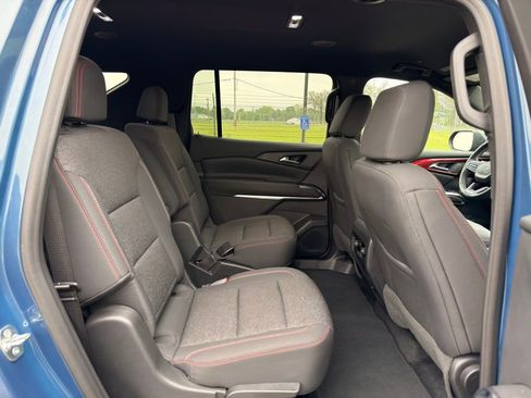 Used 2024 Chevrolet Traverse Z71 AWD/4WD image 30