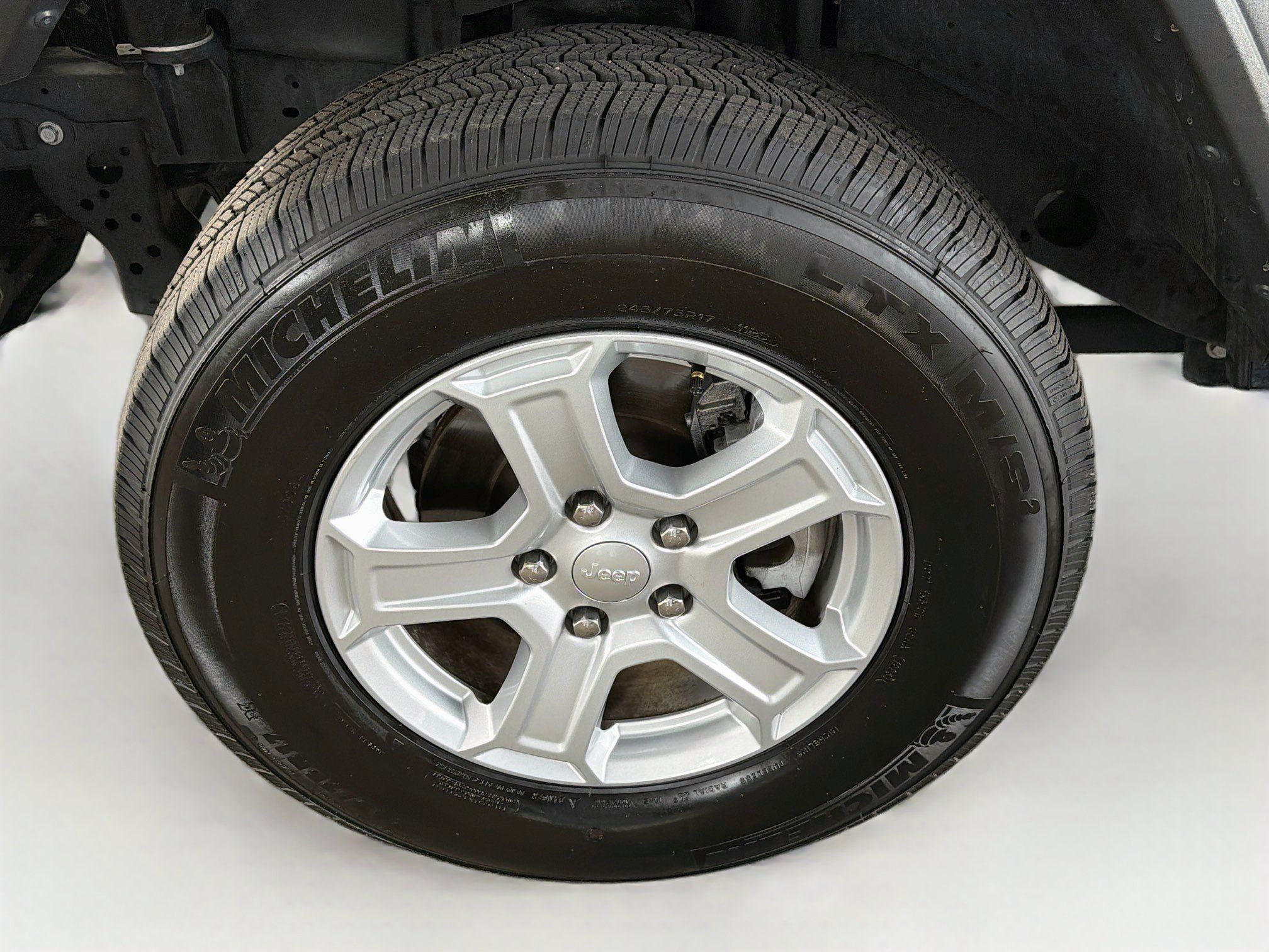 Used 2020 Jeep Wrangler Sport AWD/4WD image 11