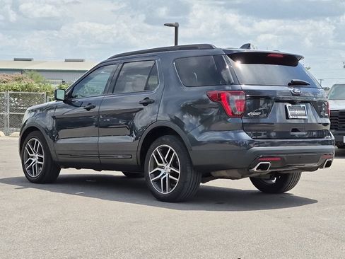 Used 2017 Ford Explorer Sport w/ Equipment Group 401A AWD/4WD image 3