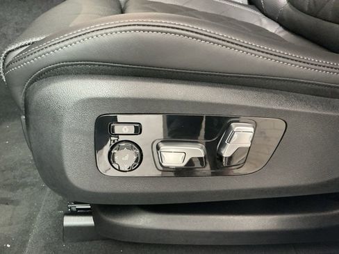 New 2026 BMW X6 xDrive40i image 21