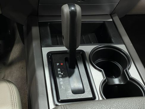 Used 2012 Ford Expedition XLT AWD/4WD image 26