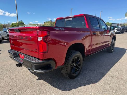 Used 2021 Chevrolet Silverado 1500 LT Trail Boss w/ Convenience Package II image 5