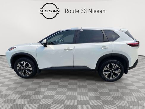 Used 2023 Nissan Rogue SV AWD/4WD image 5