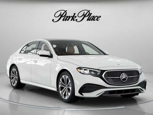 New 2026 Mercedes-Benz E 350 4MATIC Sedan image 33