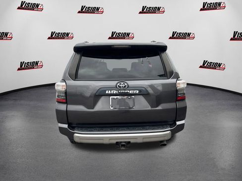 Used 2018 Toyota 4Runner TRD Off-Road Premium image 6