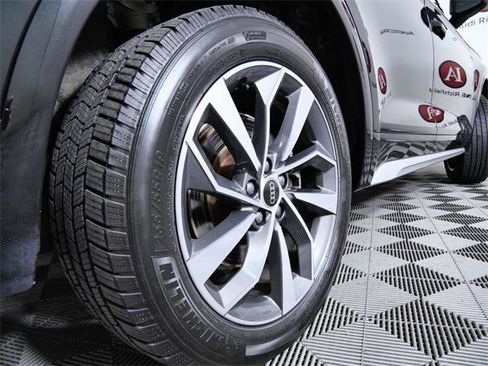 Certified 2023 Audi Q5 2.0T Premium Plus w/ Premium Plus Package image 9