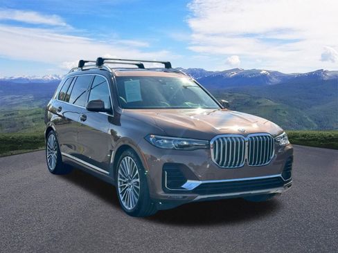 Used 2020 BMW X7 xDrive40i w/ Premium Package AWD/4WD image 8