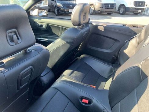 Used 2019 Ford Mustang Premium image 14