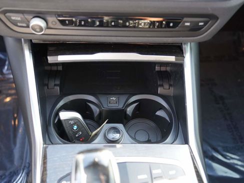 Used 2021 BMW 330e w/ Convenience Package image 22