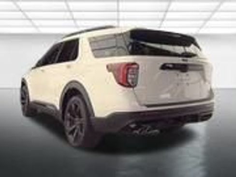 Used 2024 Ford Explorer ST w/ Equipment Group 401A AWD/4WD image 17
