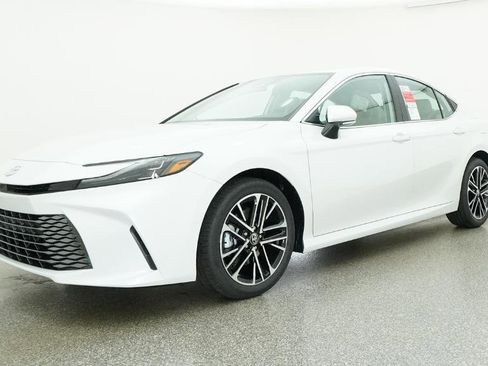 New 2026 Toyota Camry XLE image 20