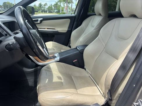 Used 2015 Volvo XC60 T5 Platinum FWD image 37
