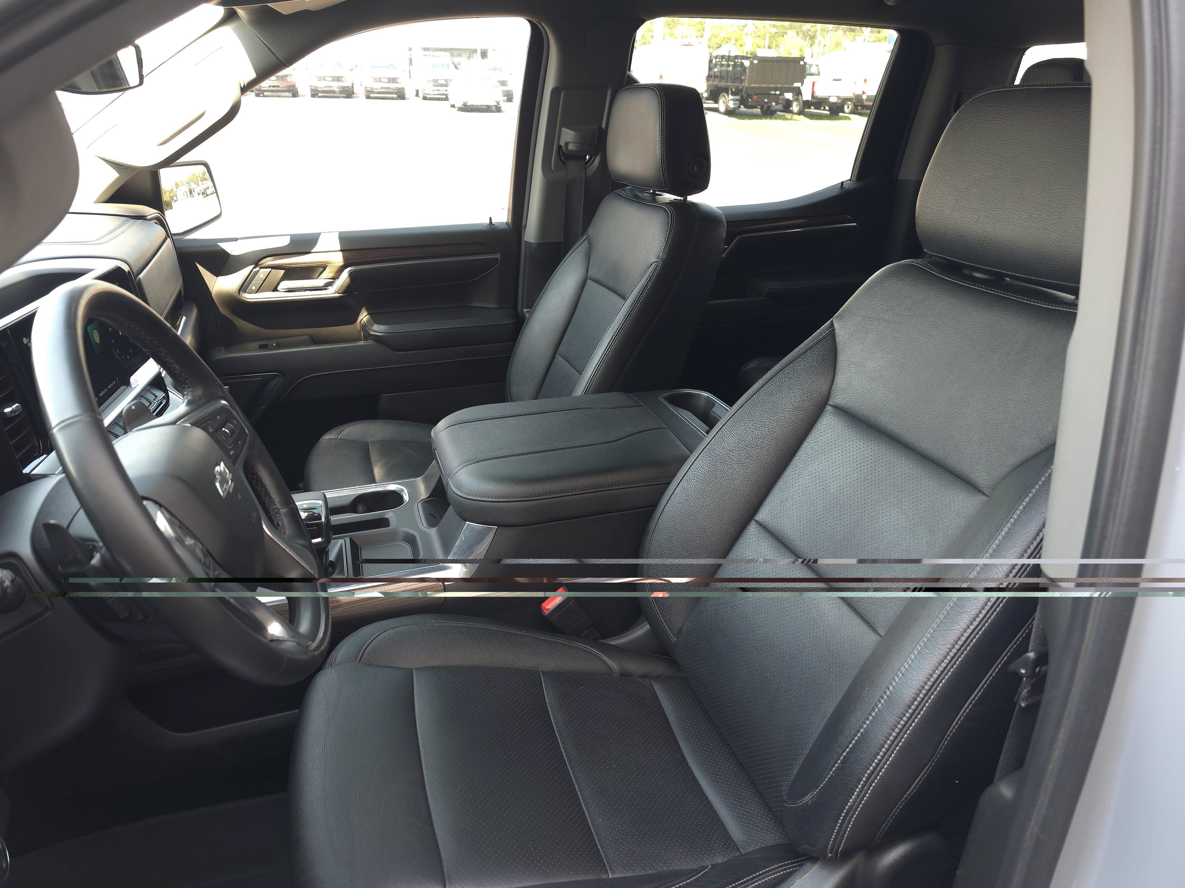 Used 2024 Chevrolet Silverado 1500 RST w/ Dark Appearance Package AWD/4WD image 17