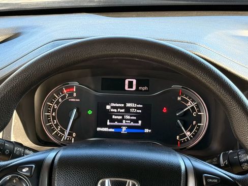 Used 2016 Honda Pilot EX image 33