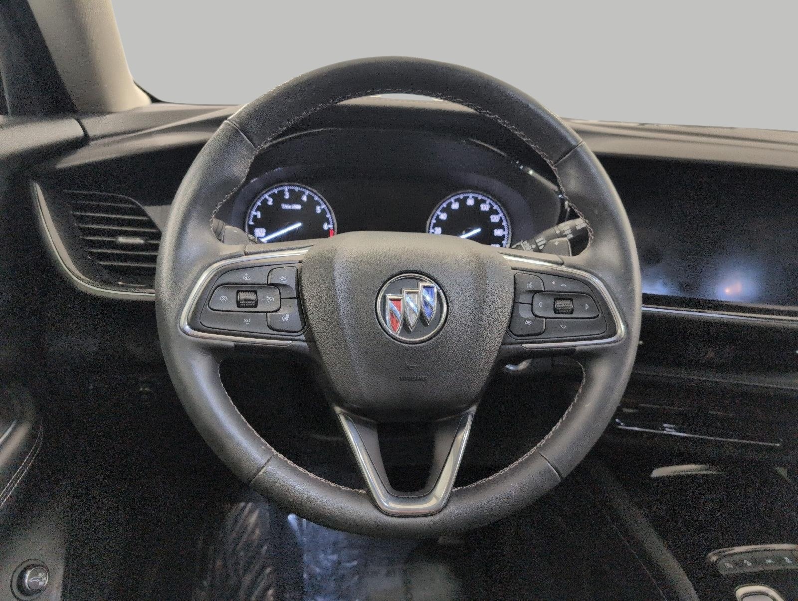Used 2023 Buick Envision Essence w/ Sport Touring Package AWD/4WD image 5