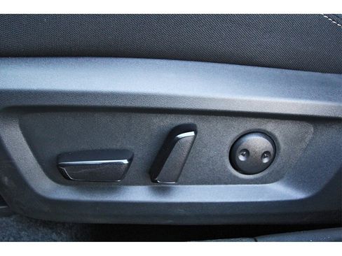 New 2026 Nissan Rogue SV image 20