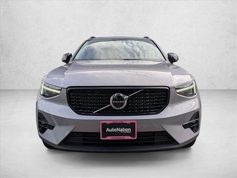 New 2026 Volvo XC40 B4 Plus w/ Climate Package image 6