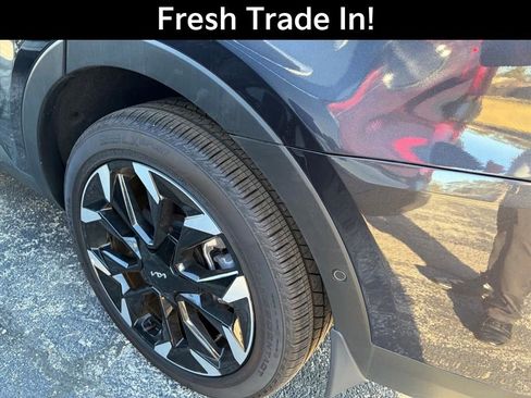 Certified 2025 Kia Sorento SX image 2