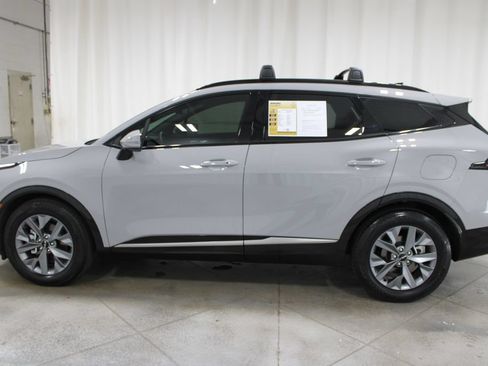 Used 2025 Kia Sportage SX FWD image 6