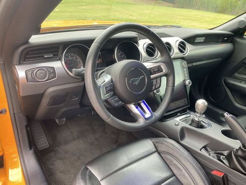 Used 2018 Ford Mustang GT RWD image 21