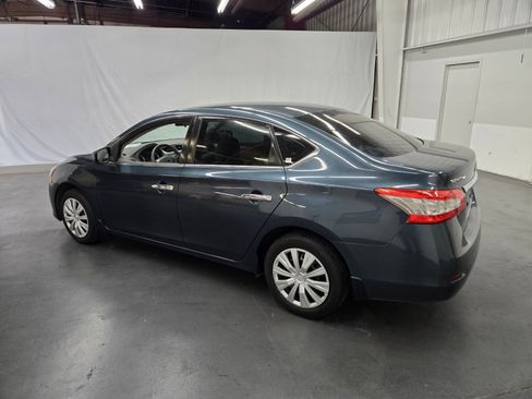 Used 2013 Nissan Sentra SV FWD image 3
