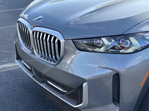 New 2026 BMW X5 xDrive40i w/ Premium Package AWD/4WD image 10