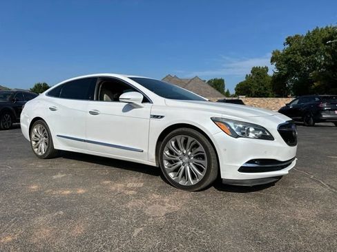 Used 2018 Buick LaCrosse Premium w/ Driver Confidence Package #2 FWD image 18