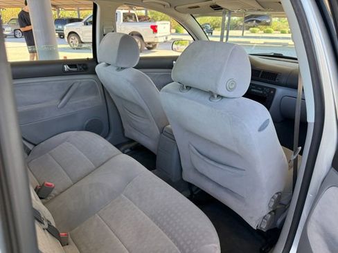 Used 2002 Volkswagen Passat GLS image 22