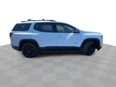 Used 2023 GMC Acadia AT4 w/ LPO, 'HIT The Road' Package AWD/4WD image 9