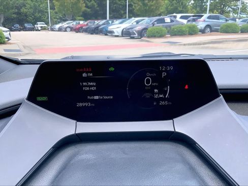 Used 2024 Toyota Prius XLE FWD image 25