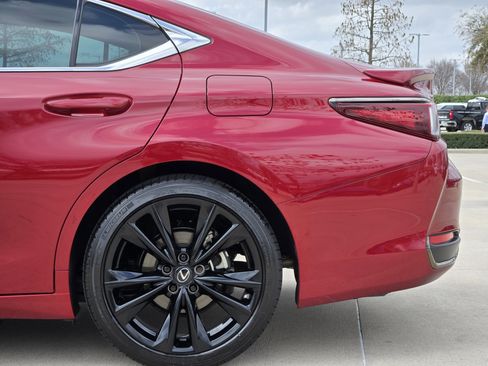 Used 2024 Lexus ES 350 w/ Premium Package image 16
