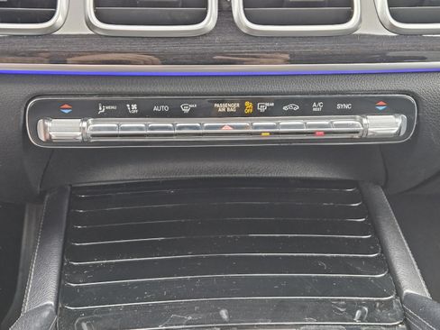 Used 2020 Mercedes-Benz GLE 350 image 19