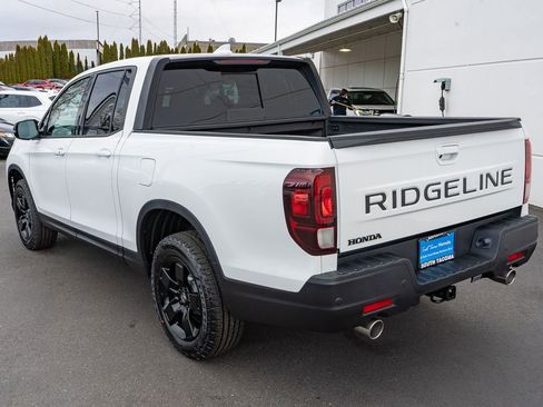 New 2026 Honda Ridgeline Black Edition image 8