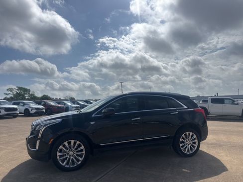 Used 2019 Cadillac XT5 Premium Luxury w/ Advanced Security Package image 11
